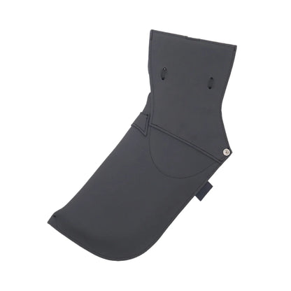 Quiver de cadera, Flechas hacia atrás